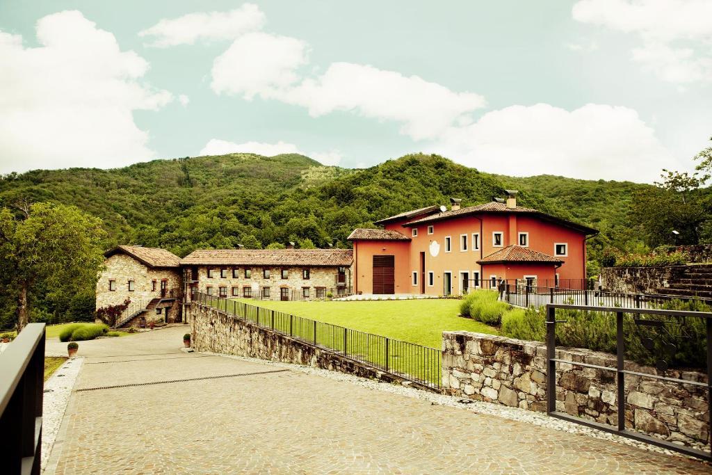 Agriturismo L'Uva E Le Stelle Faedis Eksteriør bilde
